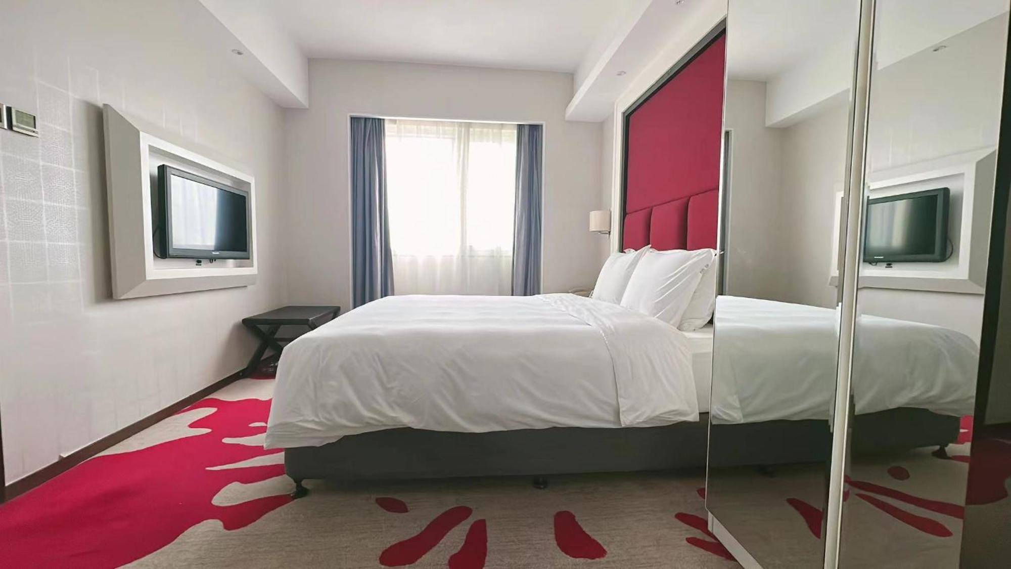Holiday Inn Express Xiamen Lushan -Shopping Center By Ihg Exterior photo